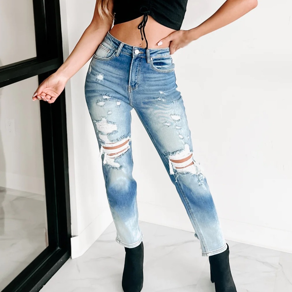 NWOT 5/27 Risen Jeans, ombré wash, High Rise, Straight